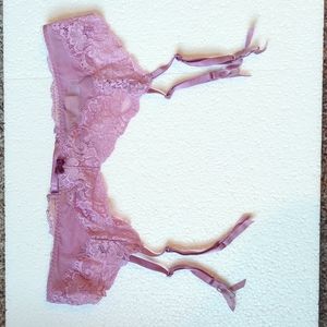 VS Dream Angels Garter Belt